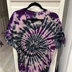 V Neck Tie-Dye Unisex T Shirt Purple, Black, Grey